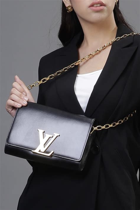 louis vuitton chain louise gm|New Wave Chain Bag GM .